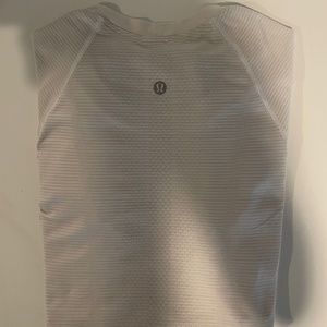 Lululemon swiftly tech short sleeve shirt